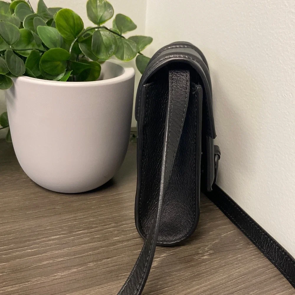 Reece Hudson‎ Black Crossbody Bag